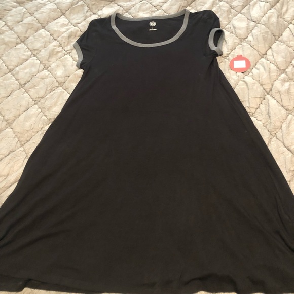 NWT black dress - Picture 1 of 4